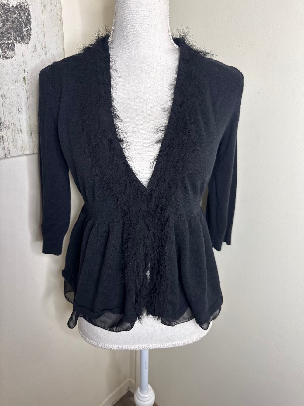ELLE Black V-Neck Peplum Cardigan Sweater Shrug Faux Fur Eyelash Trim Size M